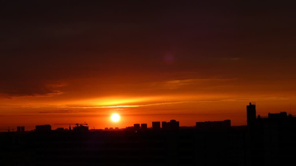 Soleil rouge