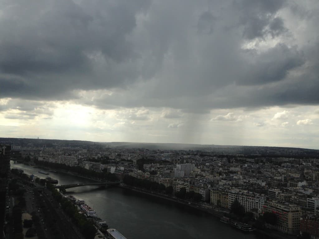 Un averse se forme sur Boulogne 