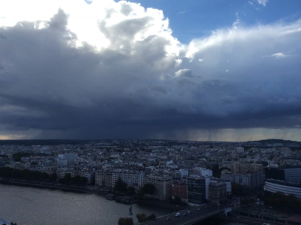 arrivée d'une forte averse 