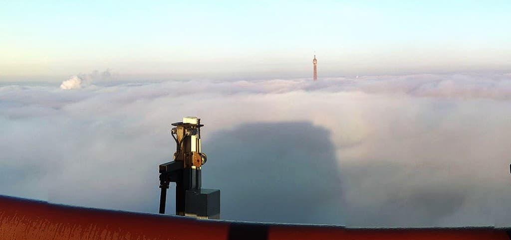 Au dessus du brouillard