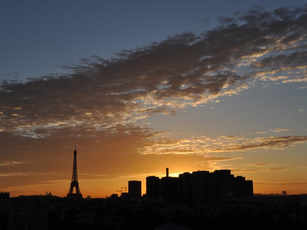 aube parisienne