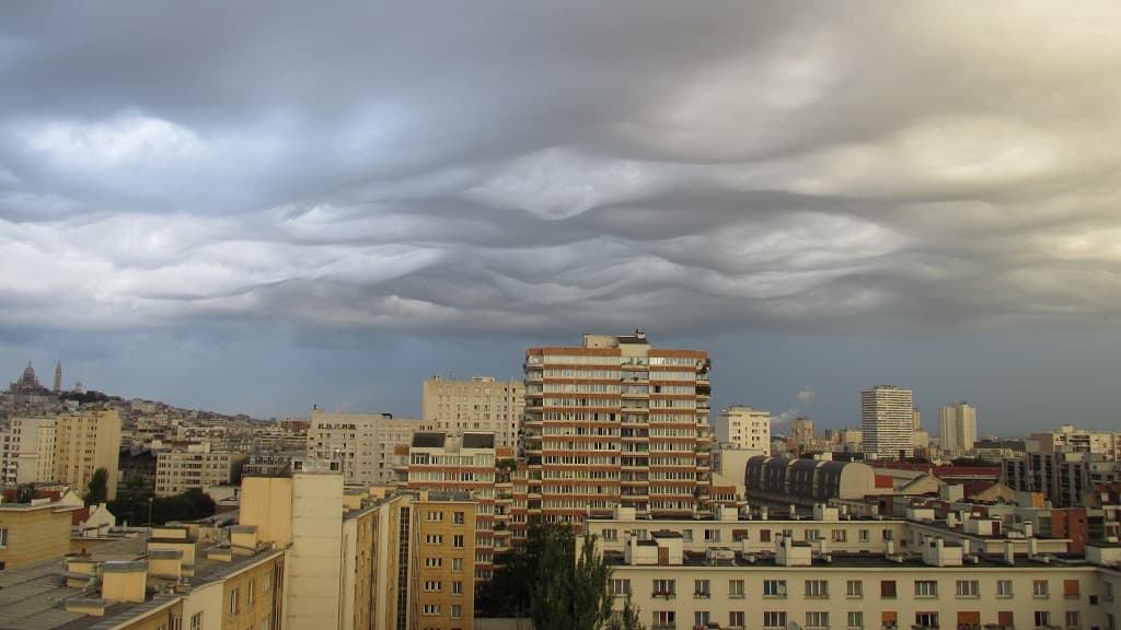 Ciel incroyable à Paris
