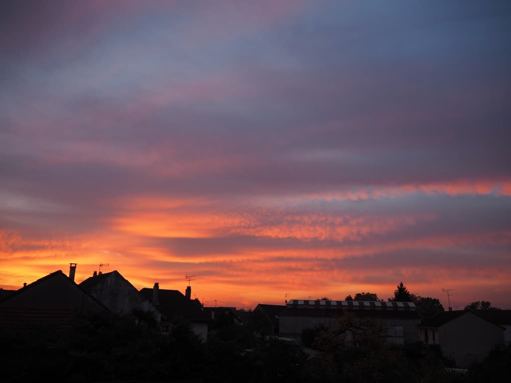 ciel rouge à Aulnay