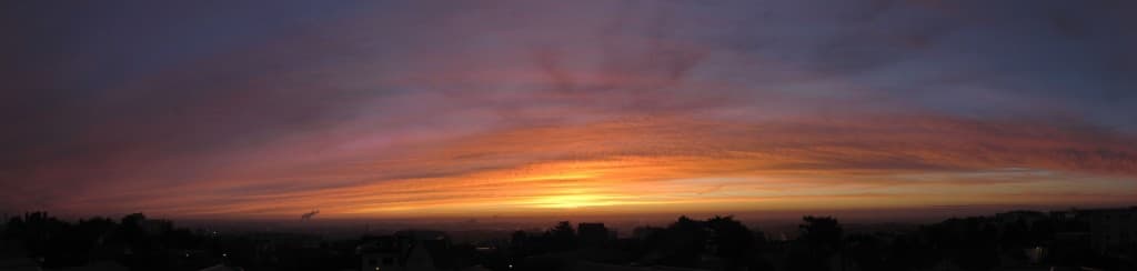 Lever de Soleil vers Villejuif et Orly ...