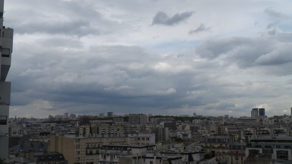 Nuages sur Paris
