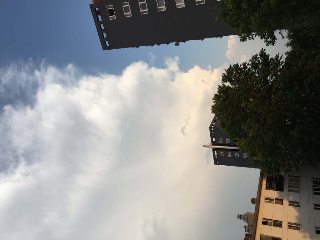 Orage isolé au sud est de Paris