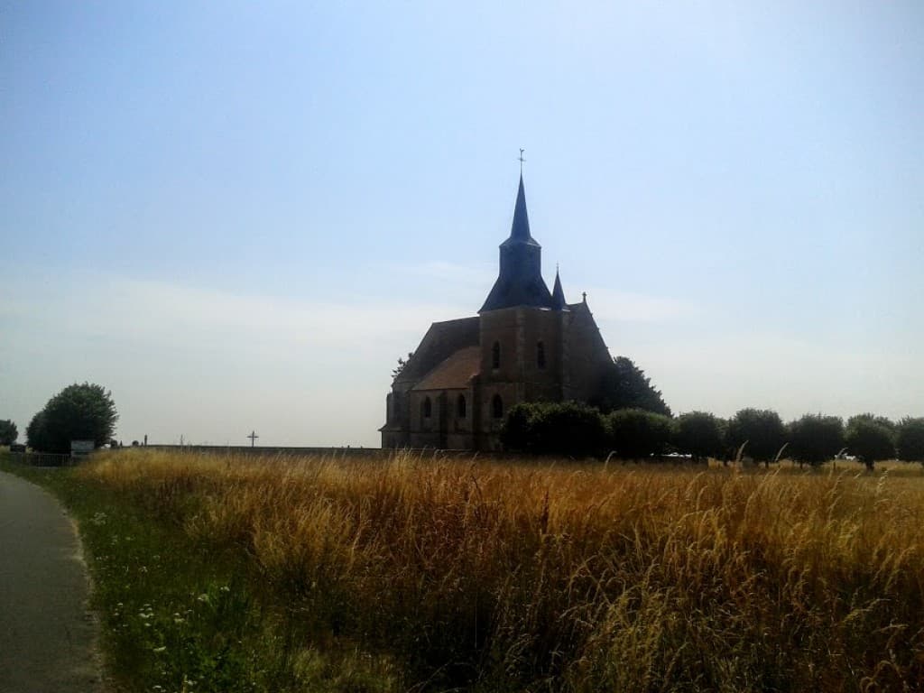 perdu dans les champs