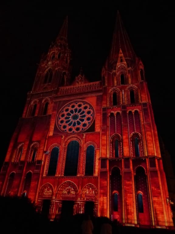 Chartres nocturne 