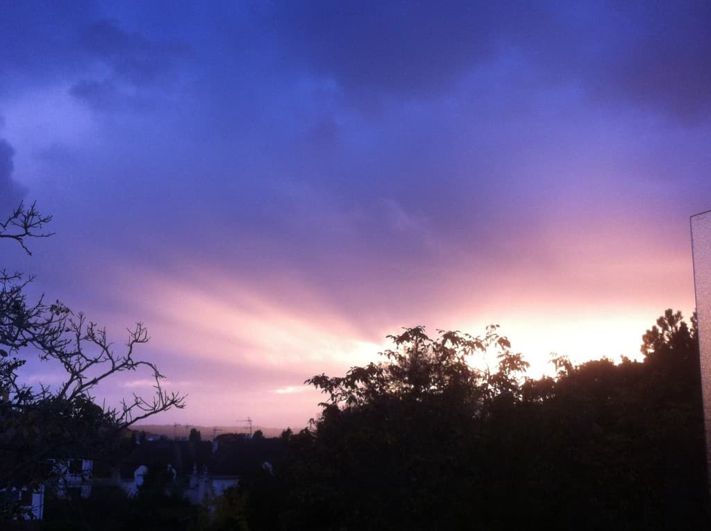 Couchant dans les nuages d'Yvelines