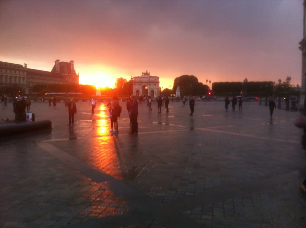 Coucher de soleil au Louvre