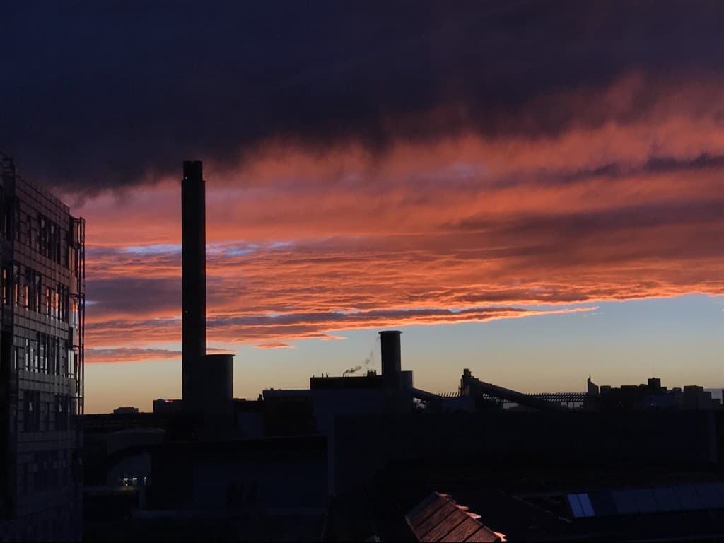 Coucher de soleil sur les docks