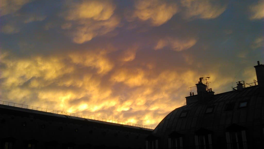 MLH - AU DESSUS DU LOUVRE CE SOIR