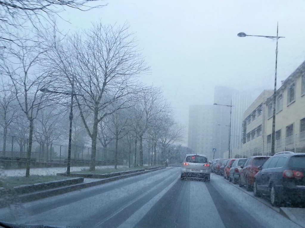 Neige industrielle à Villejuif