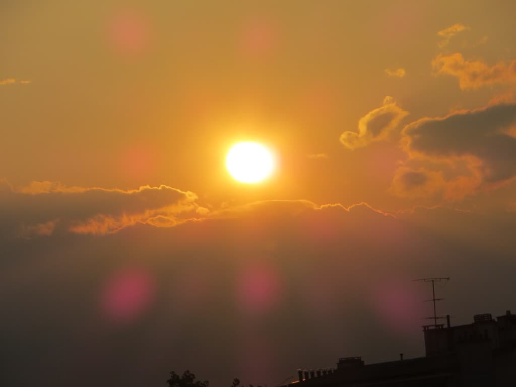 nuages et soleil
