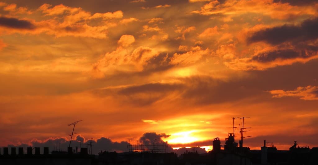 Paris, 18h03