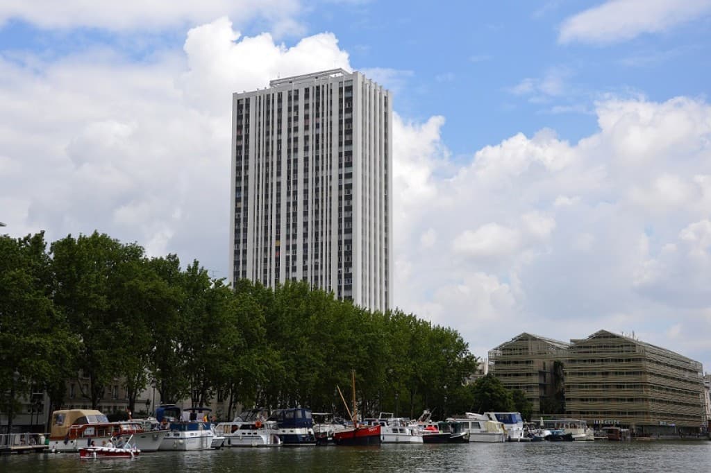 PARIS 19ème - BASSIN DE LA VILLETTE (MLH)