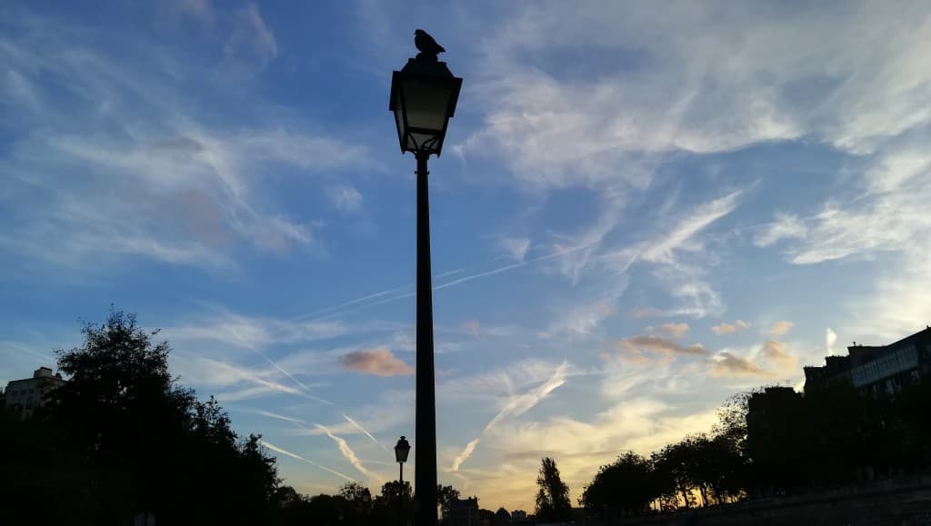Au dessus du bassin de l'arsenal ( Olympe) 