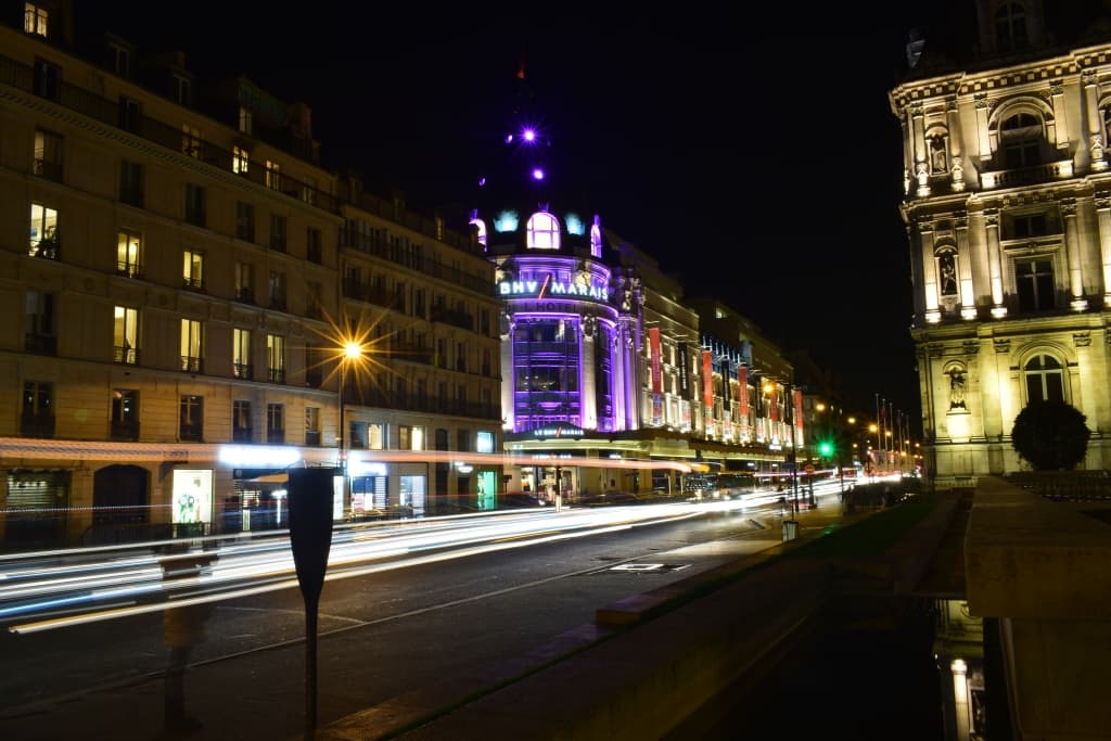 BHV by night