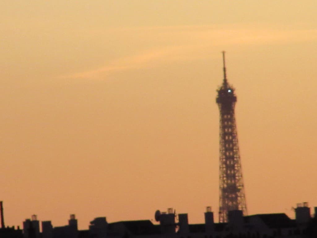 la nuit arrive