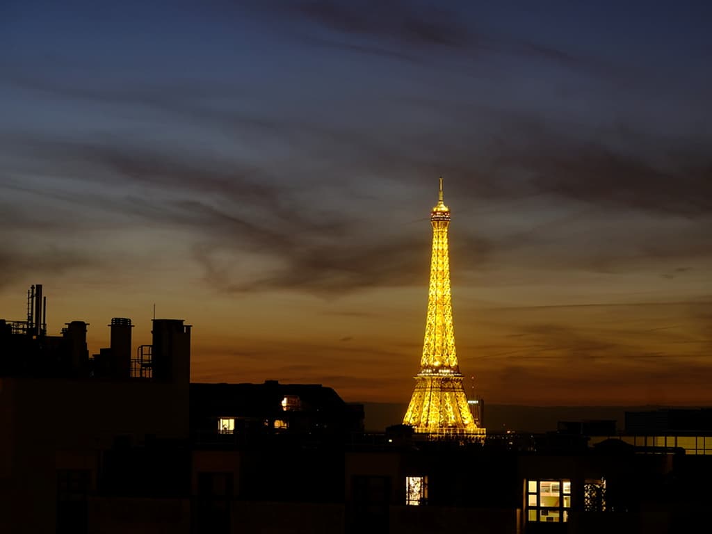La Tour et les cirrus