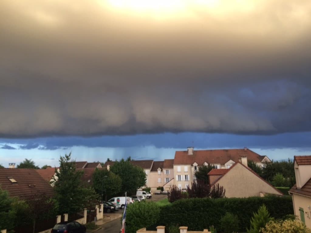 nuage noir