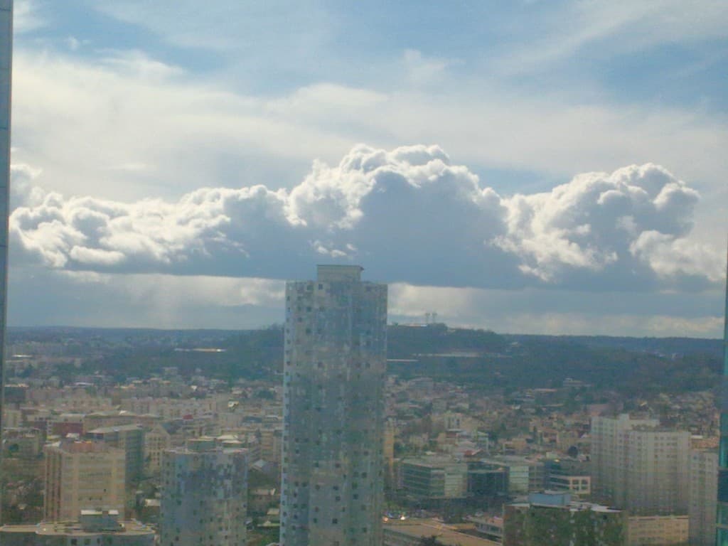 nuage sur le mont valerien