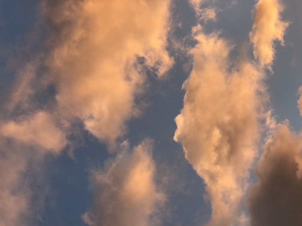 nuages de rêves à Paris 16 wt