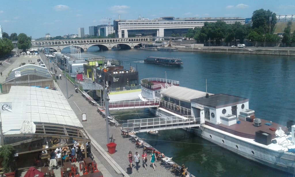 Passerelle Simone-de-Beauvoir