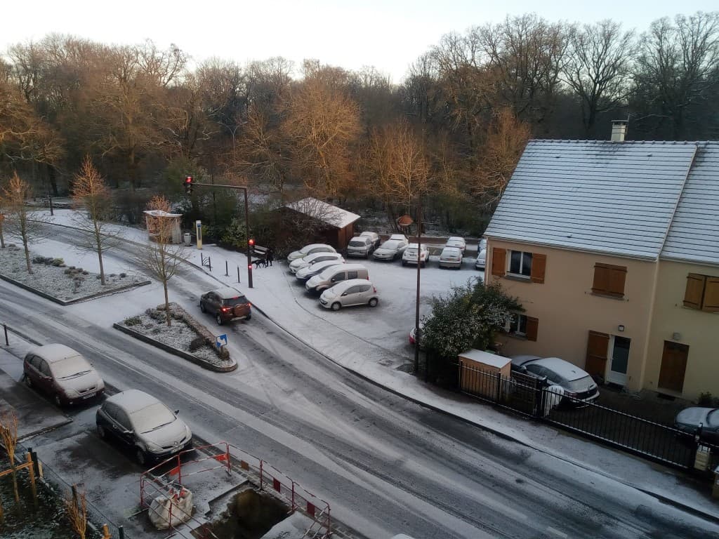 Rue Aristide Briand - Velizy