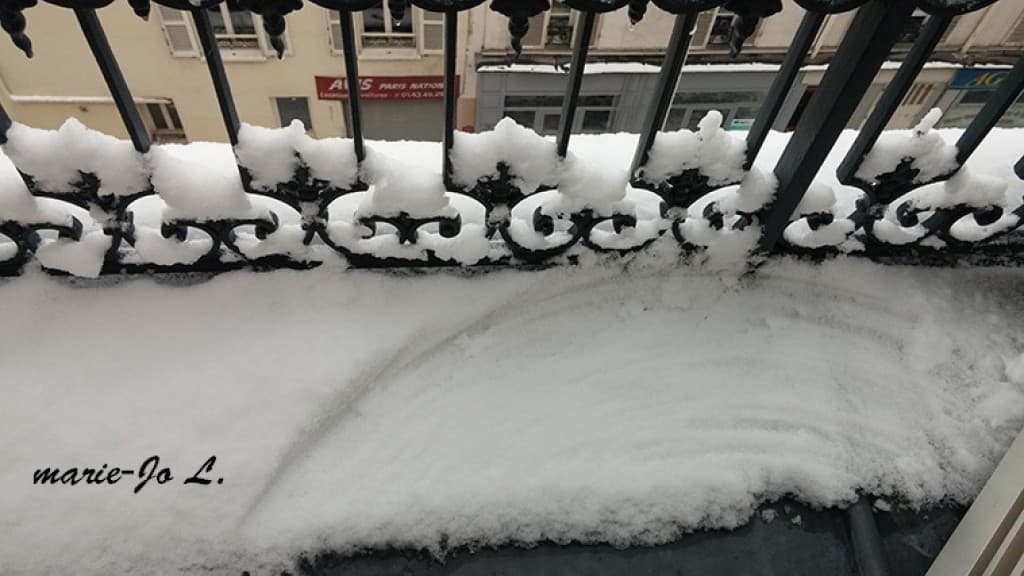 Bonne épaisseur sur le balcon ! (MJL)