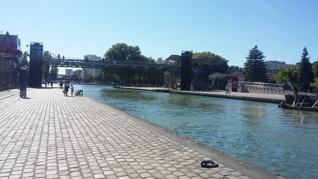 canal de l'ourcq le villette