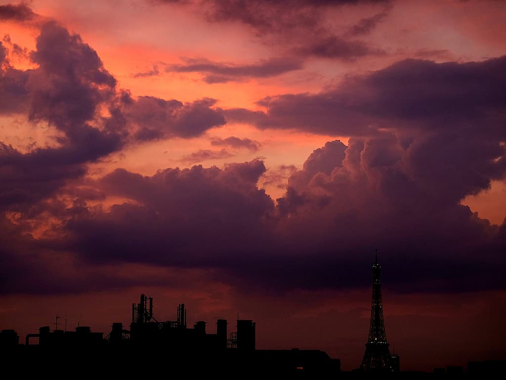 Crépuscule flamboyant