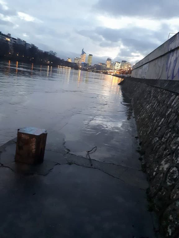 La Seine monte