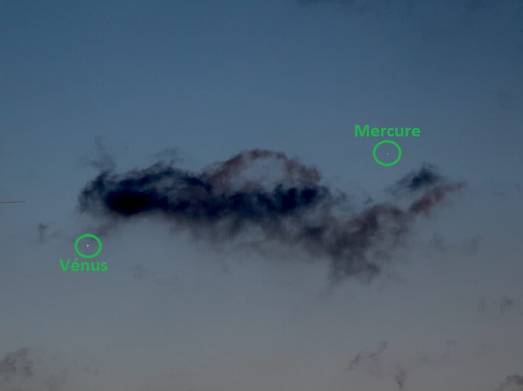 Les planètes Vénus et Mercure