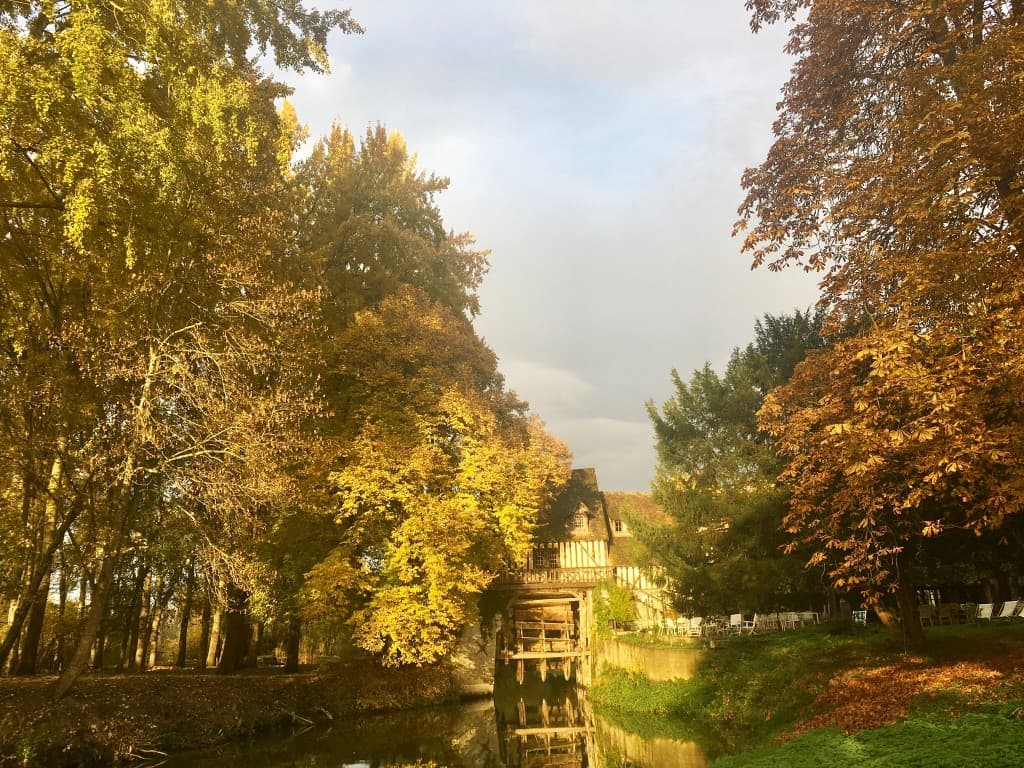 Moulin en automne 