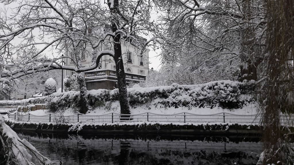 Sous la neige