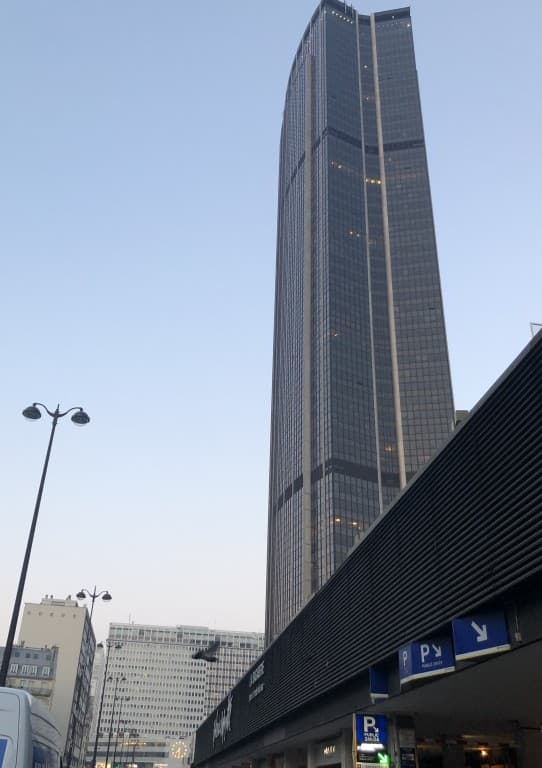 7h30  Tour Montparnasse  Soraya Touchene 