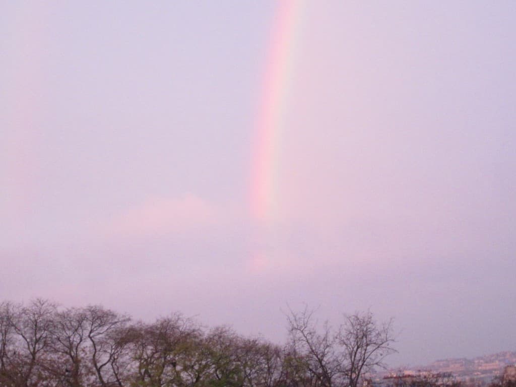 arc en ciel du matin
