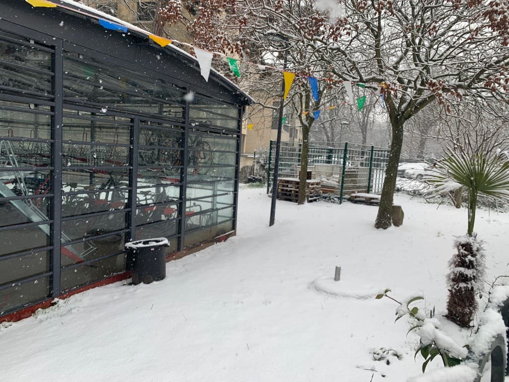 Neige à Montreuil 