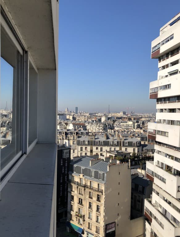 Paris sous le soleil.Soraya Touchene 