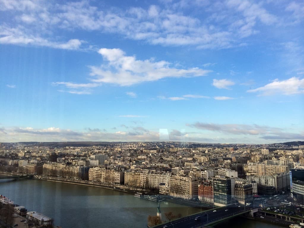 Vue magnifique sur l’ouest de Paris 