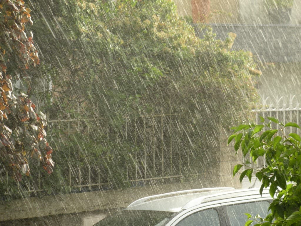 20h30, l'orage est là.