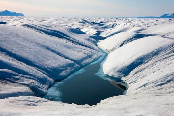 Image d'illustration pour Fonte exceptionnelle des glaces au Groenland ?