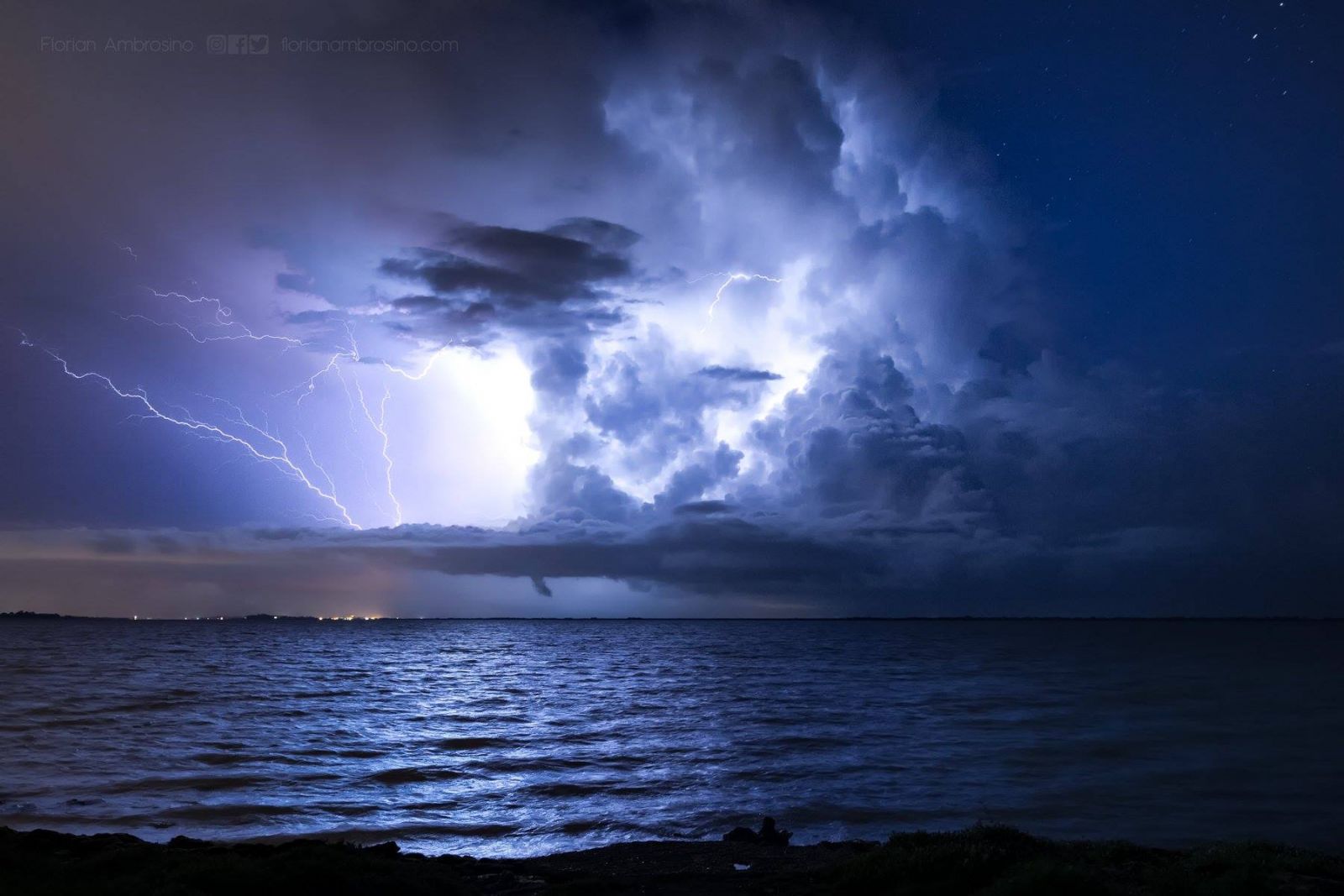 Image d'illustration pour Forts orages et tornades dans le sud de la France