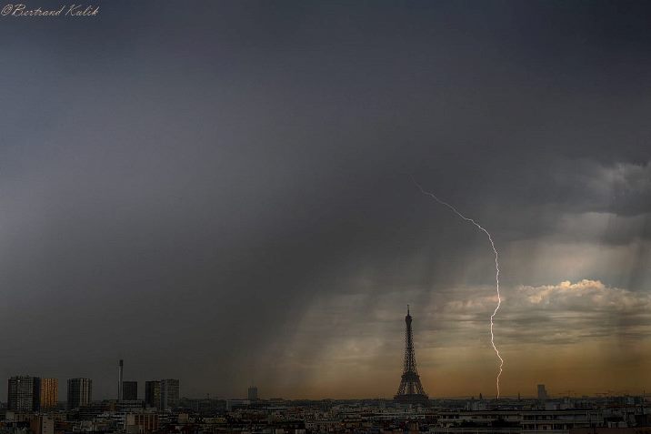 Image d'illustration pour La chaleur attise de violents orages