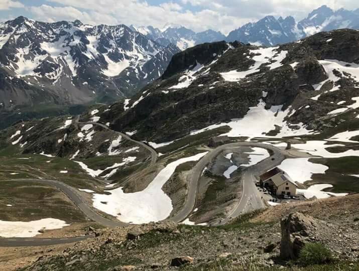 Image d'illustration pour La neige en été : ouverture des cols, Tour de France & ski