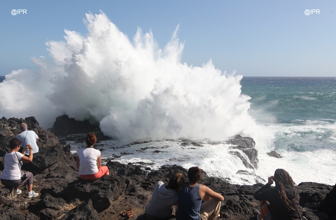 Image d'illustration pour Dom Tom : Forte houle à la Réunion