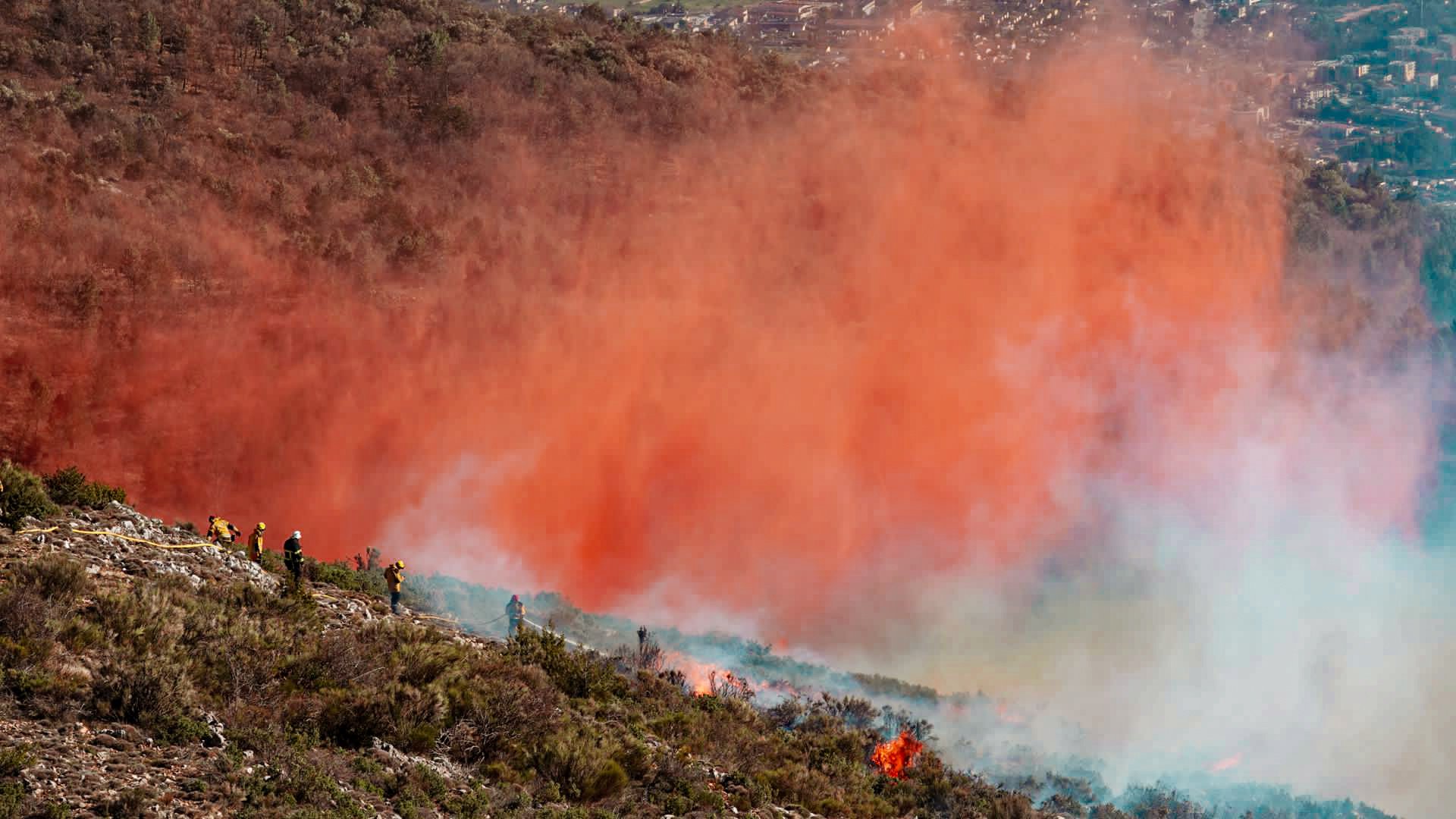 Pluies abondantes, vent jusqu'à 200km/h et incendies : la tempête Larisa frappe la France Incendie06