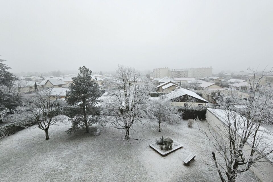 Actualités météo Un phénomène de "neige industrielle" observé depuis plusieurs jours 18/01/2025